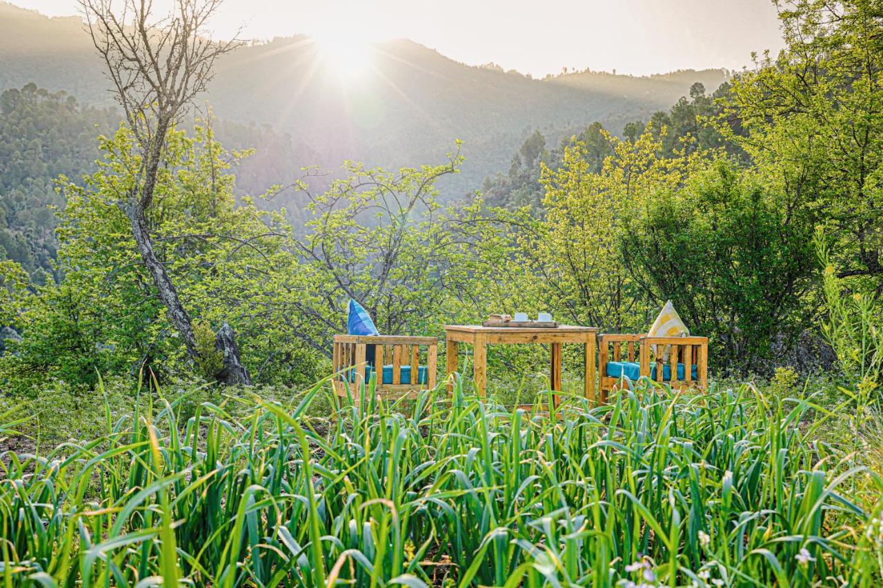 Saffronstays El Sueno, Mukteshwar -Villa Serving Pahadi Meals Extérieur photo