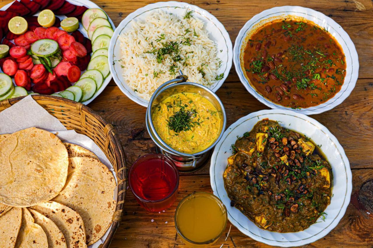 Saffronstays El Sueno, Mukteshwar -Villa Serving Pahadi Meals Extérieur photo